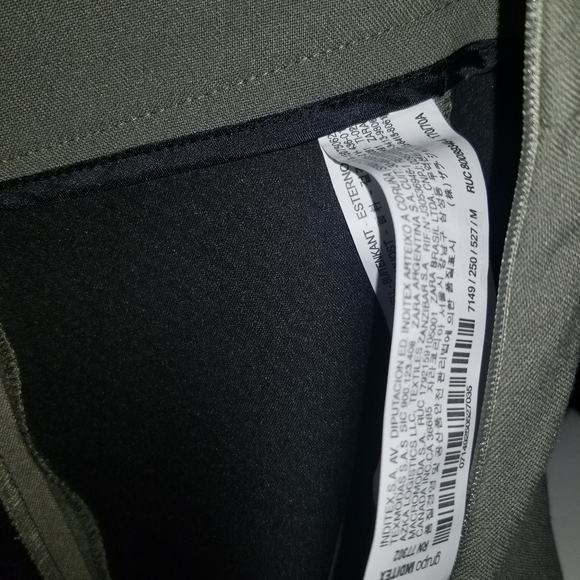 Zara Short in M Olive - Picture 6 of 8